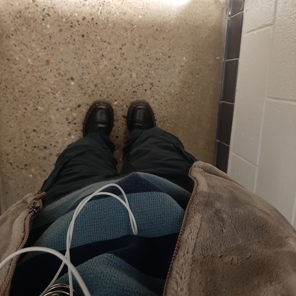 Meet your Posher, Ivon